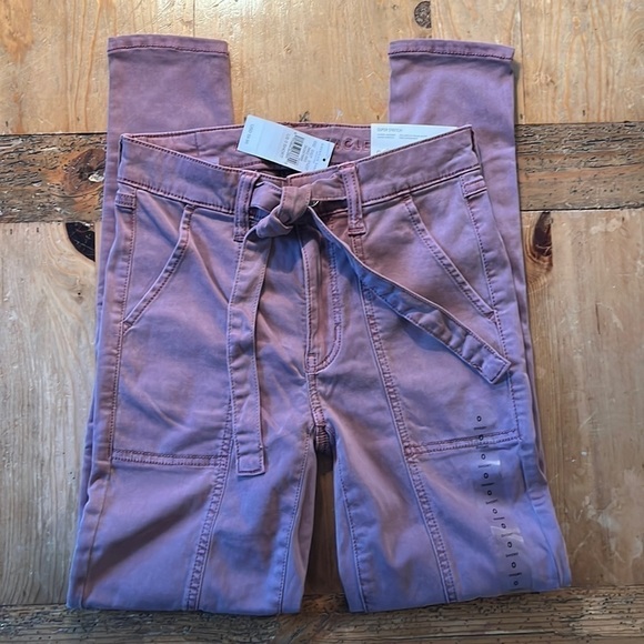 NWT American Eagle Hi Rise Belted Jegging Super Stretch Mauve 0 25W Short - Picture 1 of 12